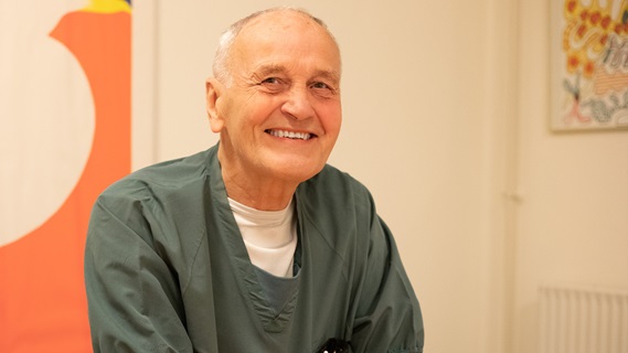 Flemming Ettrup Christensen – portøren, der har gjort forskellen med nærvær, erfaring og stille styrke.